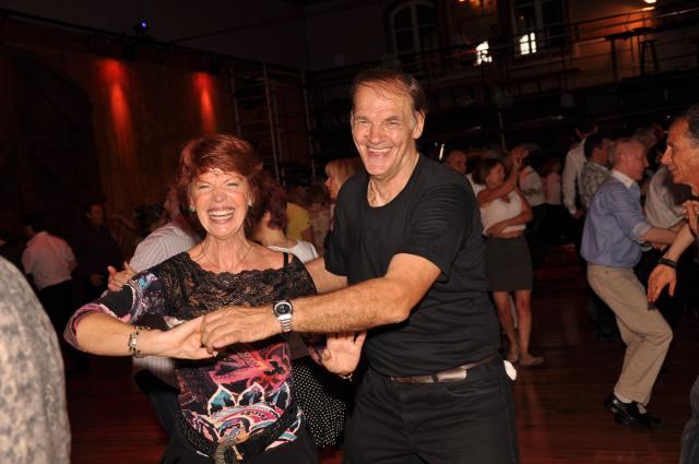 min 2010 05 30 station danse 082